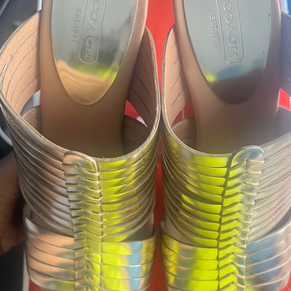 Coach gold wedges size 10 - Picture 4 of 7